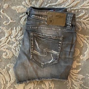 Woman’s jean shorts